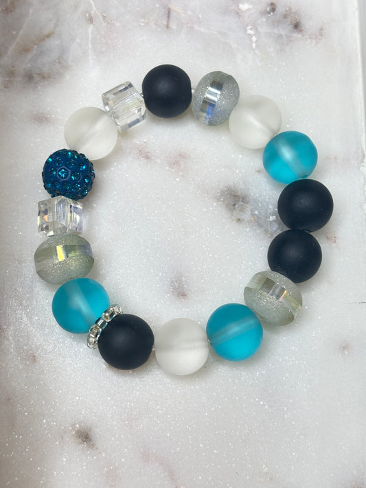 Velvet Tide – Pulsera Krobo a medida