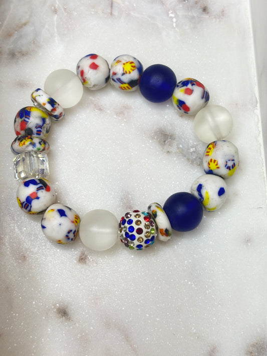 Heritage Bloom Luxe – Pulsera Krobo a medida