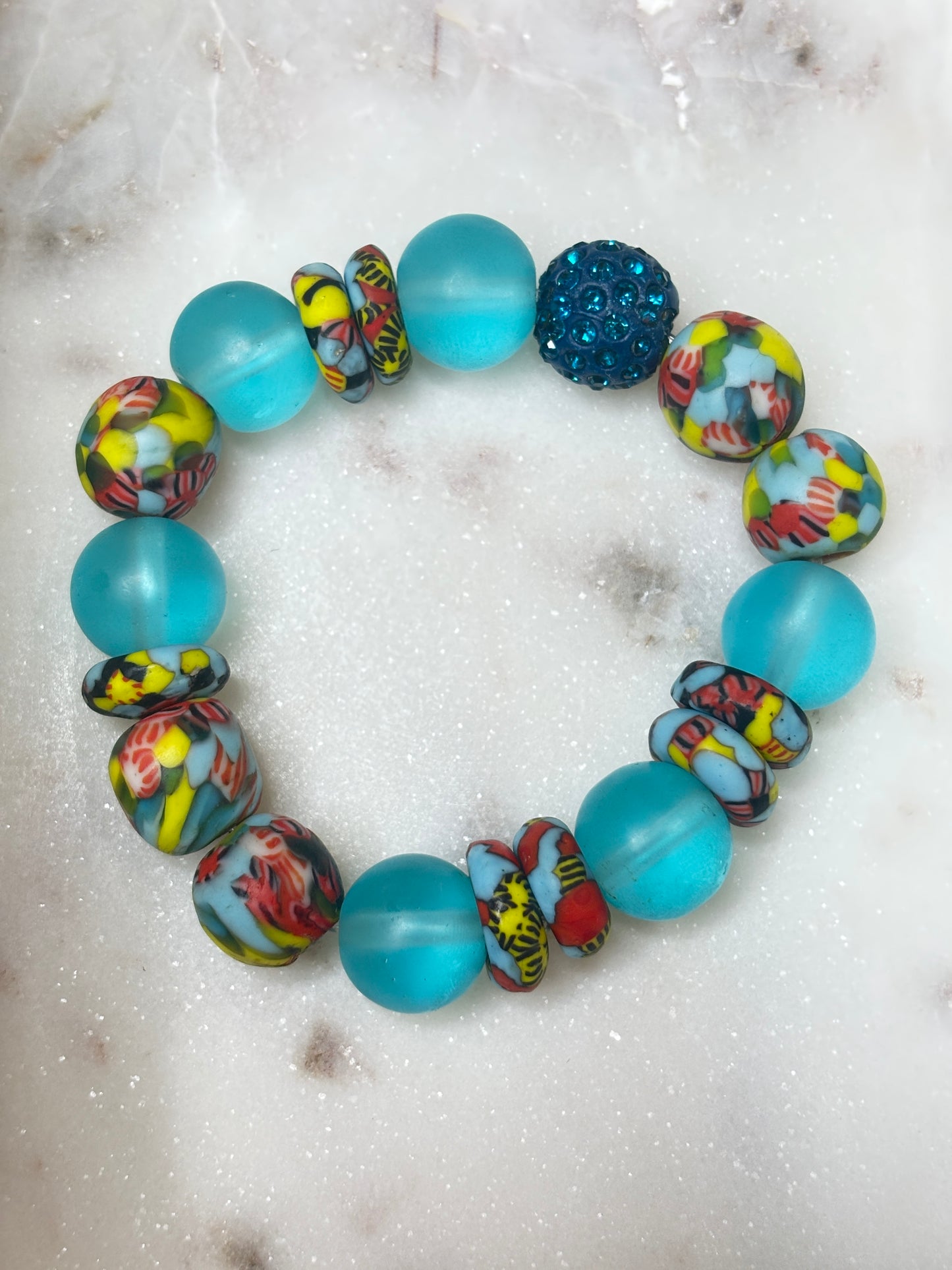 Ocean Bloom – Pulsera Krobo a medida